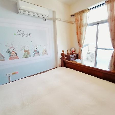 七之一二館-位市區可包棟附車位 Hualien Eksteriør billede